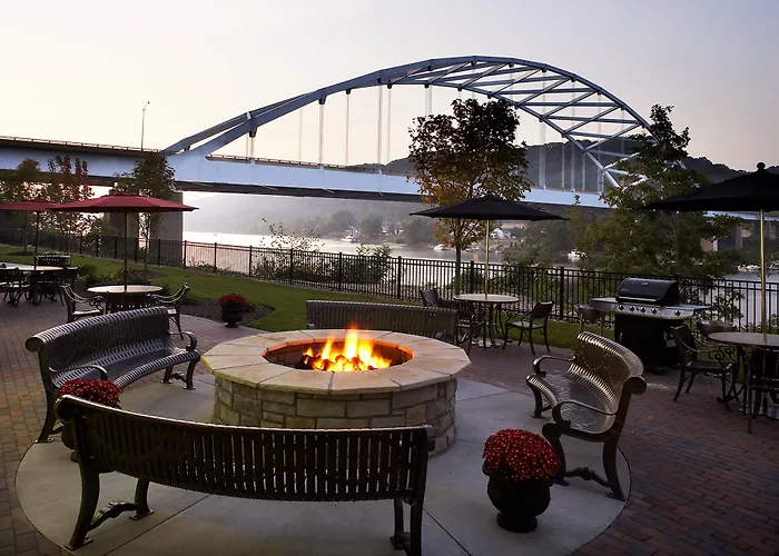 Fairfield Inn & Suites Pittsburgh Neville Island